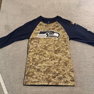 Seattle Seahawks Salute To Service Women’s Size Small Long Sleeve Baseball Style